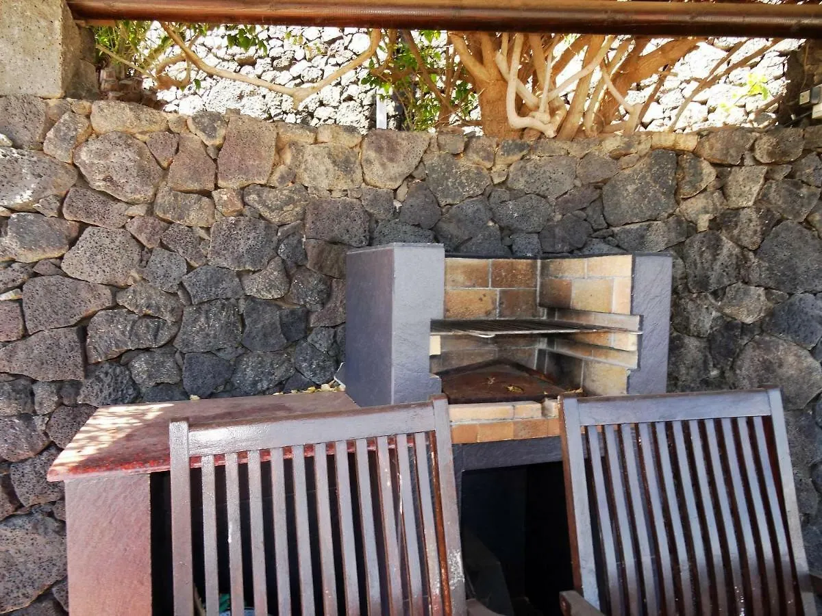 Castillo Lanzarote Villa Winni - Luxury Villa - Pet Friendly With Heated Pool La Asomada